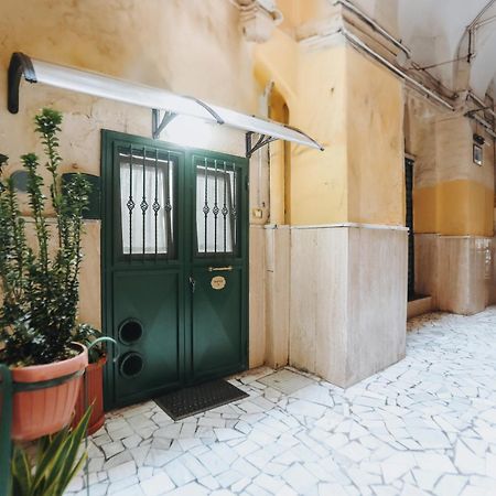 Bnb Quartieri 33 Νάπολη Εξωτερικό φωτογραφία